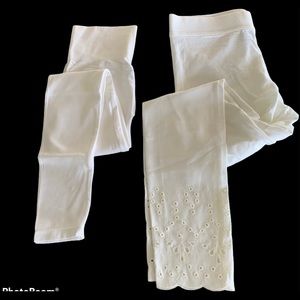 2 pairs of leggings, brand new. (HUE & Simon’s)